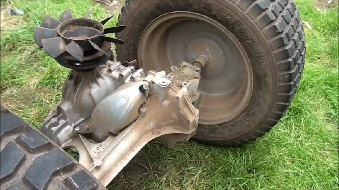 How to Fix a Lawn Mower Transmission Problems? - Lawn Inside