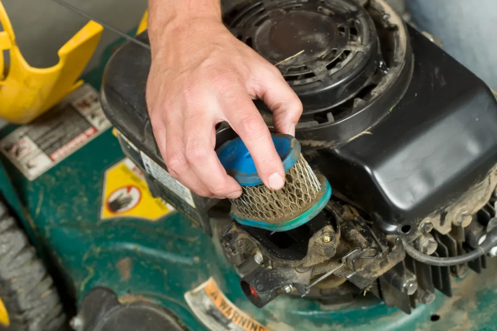 Common Reasons a Lawn Mower Loses Power